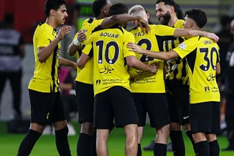 مدافع الاتحاد يخطو نحو تجديد عقده بشروط جديدة